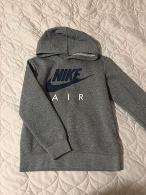Nike Youth Gray Hoodie with Navy 'Air' Logo (Size 6/7)
